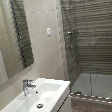 Lisbon 8 아파트 코스타 다 카파리카